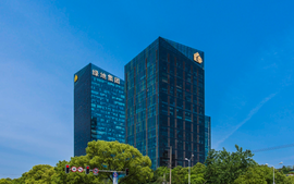 綠地藍(lán)海有辦公室出租嗎？