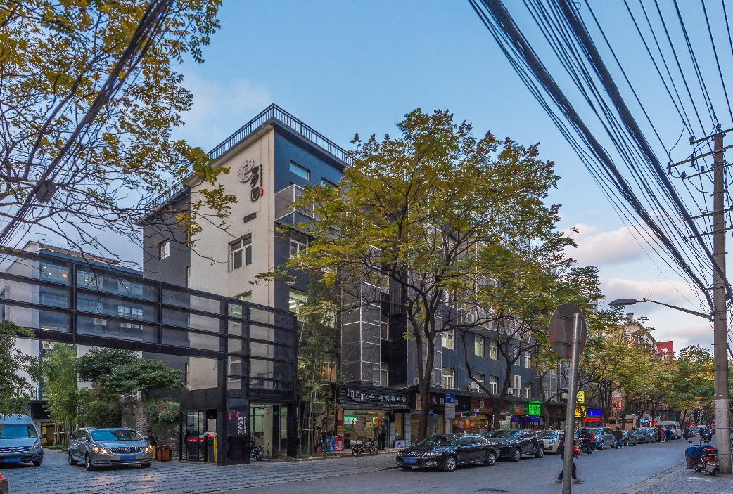 上海昭化德必易園，共享商務(wù)新生態(tài)出租招租熱線開啟未來之旅！