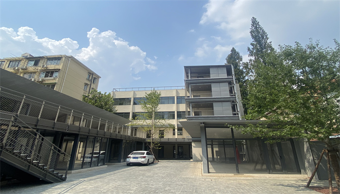 上海黑湖科技園招商熱線：一站式企業(yè)服務(wù)，即刻咨詢！