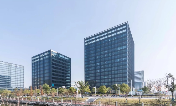 上海虹橋中建錦繡天地：匠心筑造，城市生活新典范！