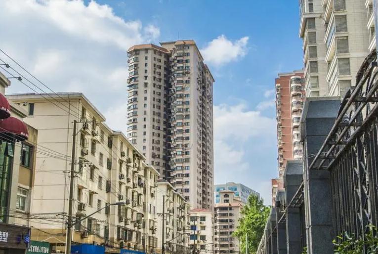 上海天鑰花苑-匯峰大廈：知名企業(yè)入駐，商務(wù)氛圍濃厚