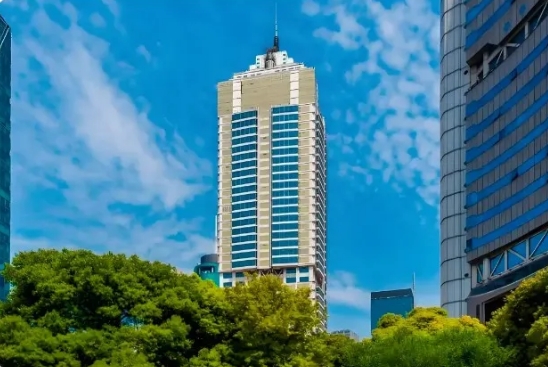 上海靜安區(qū)南京西路寫字樓招商，4-5元/平，搶駐商務(wù)核心！