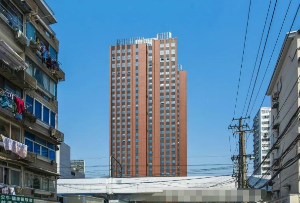 上海普陀區(qū)鎮(zhèn)坪路寫字樓招商好機會，3-4元租金等你來挑選！