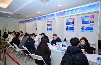 上海市人力資源社會保障局等七部門關于進一步加強本市重點產業(yè)領域技能人才培養(yǎng)試點工作的通知