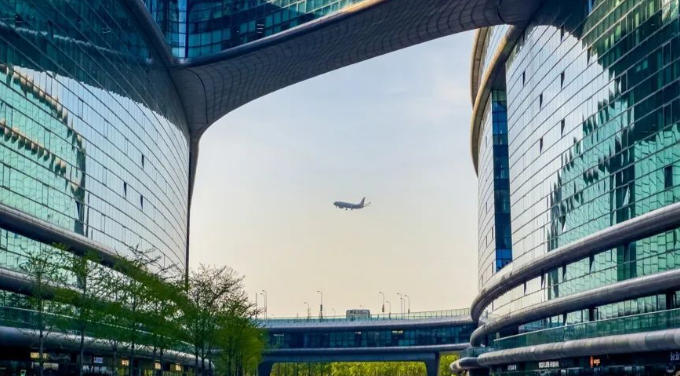 關于印發(fā)《虹橋國際中央商務區(qū)關于低空經濟高質量發(fā)展的支持政策》的通知